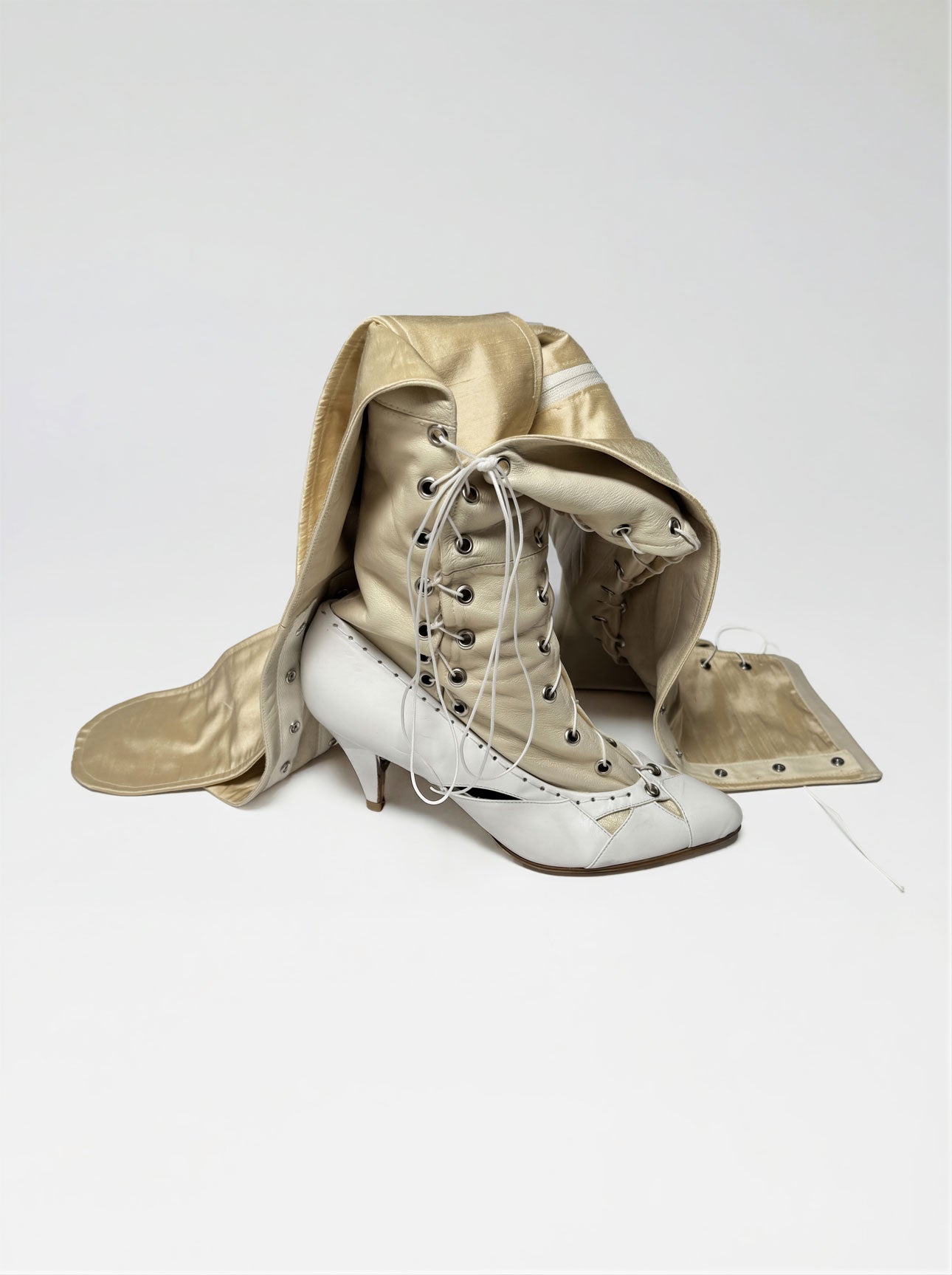 DRAPED LEATHER BOOTS