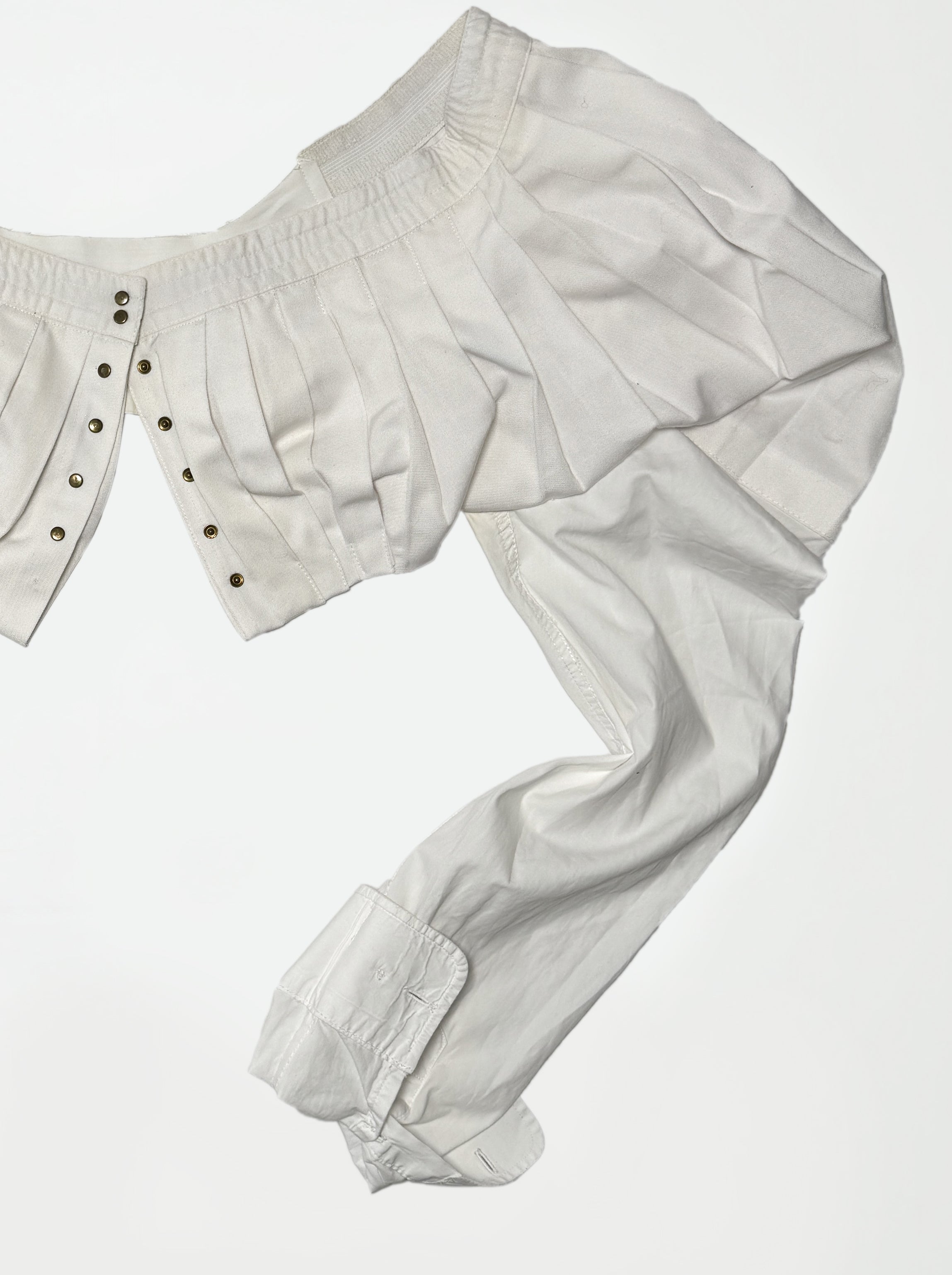 PLEATED SHORT JACKET