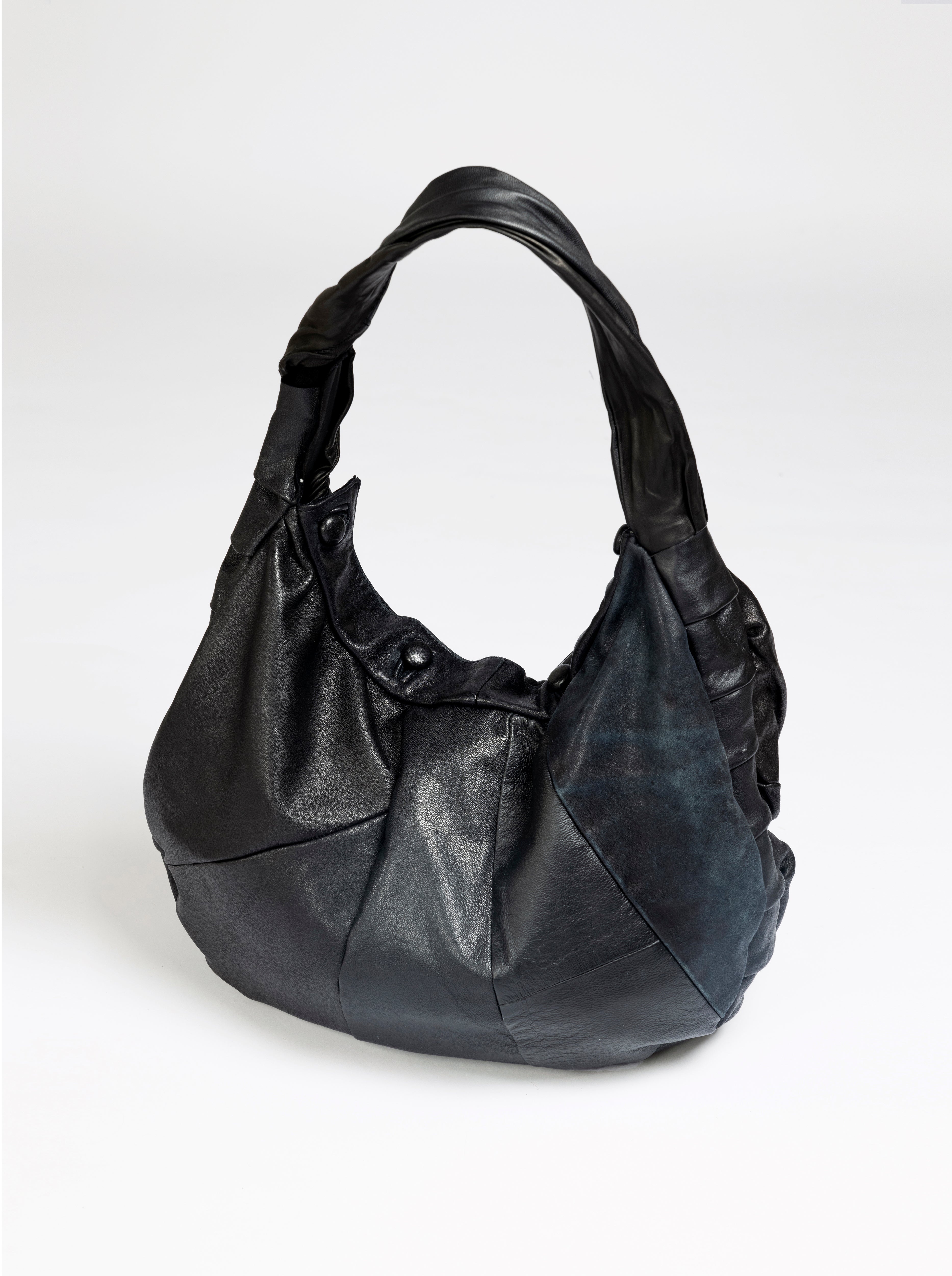 SHRUNKEN LEATHER BAG